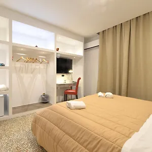 vizitați hotelul